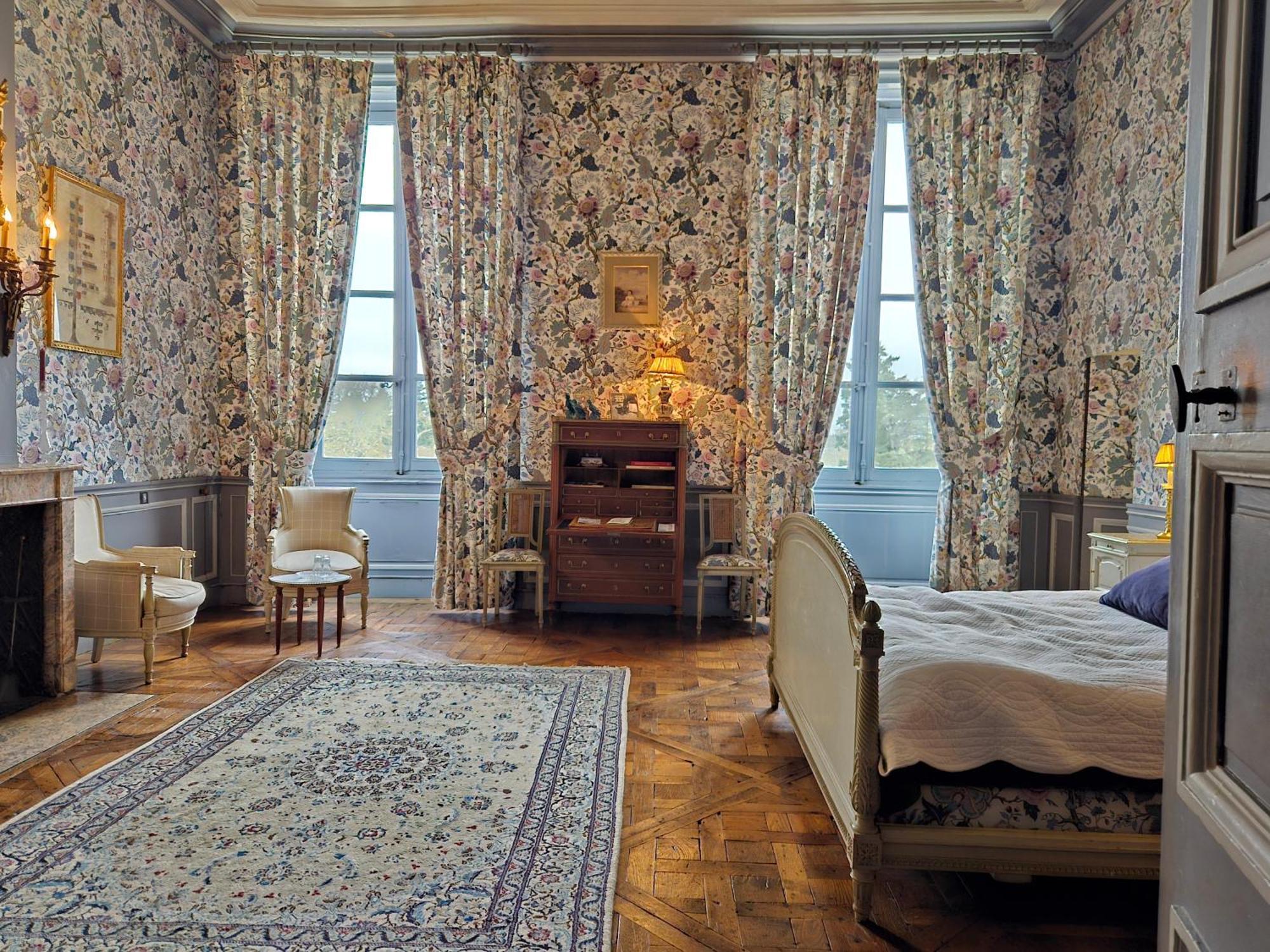 Couette-café Château De Craon 3*